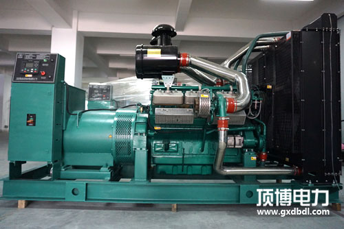 頂博電力與廣西納川房地產(chǎn)簽訂700千瓦上海乾能柴油發(fā)電機組