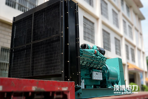 康明斯500千瓦柴油發(fā)電機多少錢？