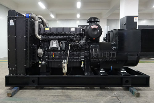 柴油發(fā)電機(jī)組150KW多少錢一臺?選用什么品牌發(fā)動(dòng)機(jī)？