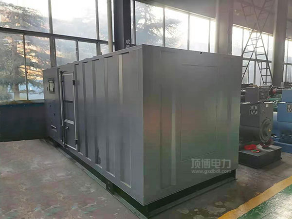 防止噪音的傳播，柴油發(fā)電機(jī)組要做靜音箱降噪工程