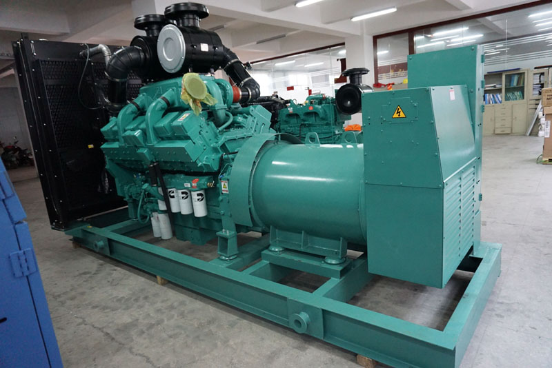 200KW康明斯 上?？破蛛姍C 眾智控制器